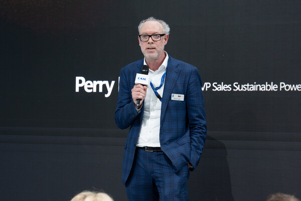 Perry Kuiper, SVP Sales of Sustainable Power Solutions at Rolls-Royce Power Systems Perry Kuiper, SVP Sales of Sustainable Power Solutions at Rolls-Royce Power Systems